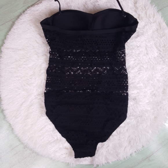 Large Simplicity Bathing Suit - Picture 4 of 10